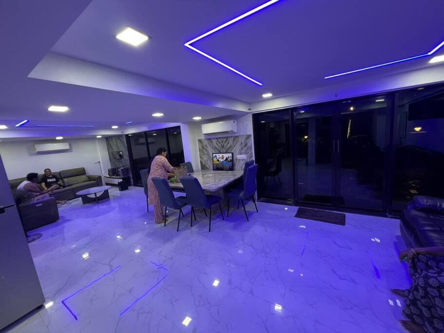 Stayhaven Starmount 4Bhk & Pool Мумбай Екстериор снимка