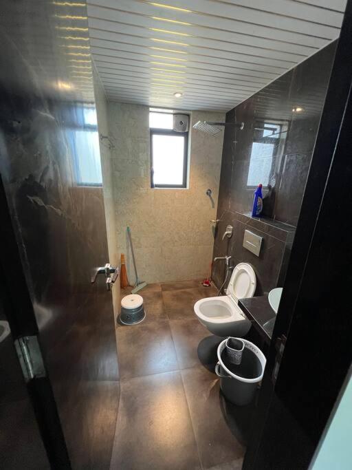 Stayhaven Starmount 4Bhk & Pool Мумбай Екстериор снимка